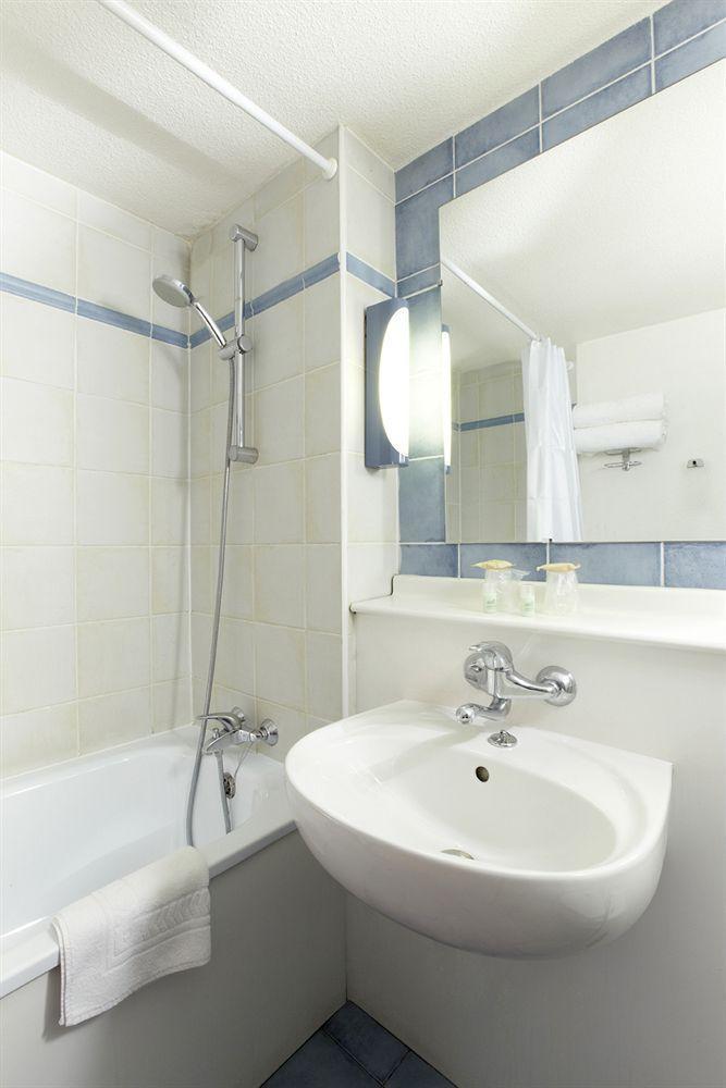 Campanile Hotel 3*